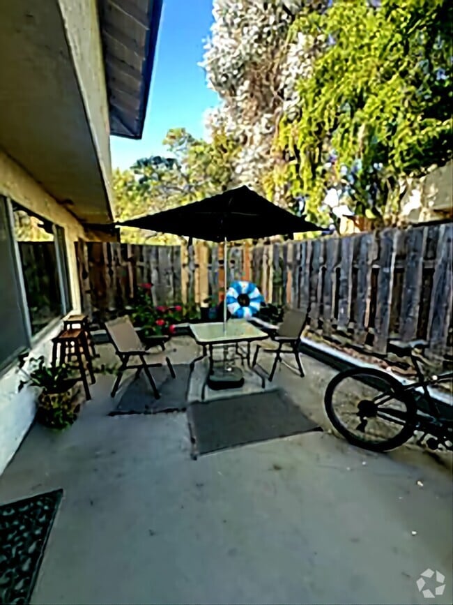Building Photo - 367 Northgate Drive