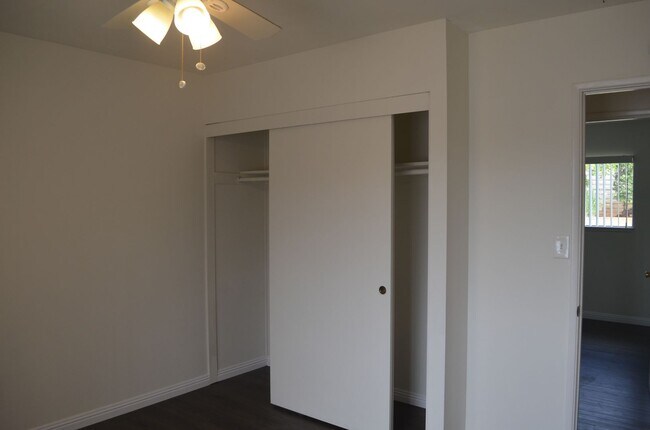 Building Photo - University City 4 Bedroom 2 Bath room Home for Rent