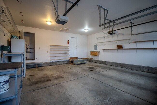 Building Photo - 609 Cobblestone Ct