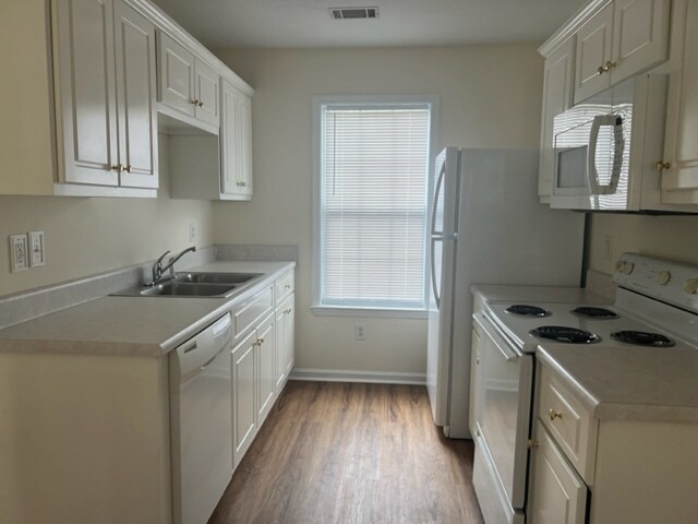 Building Photo - 353 Elders Pond Cir