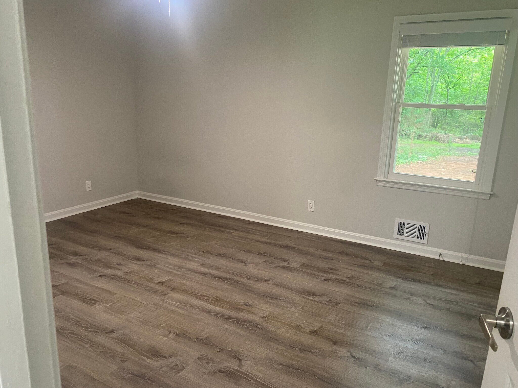 2nd bedroom - 851 Rockbridge Rd SW