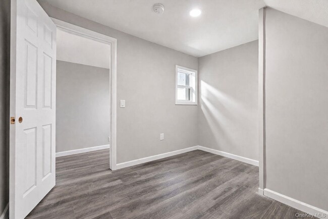 Building Photo - 8093 US-209