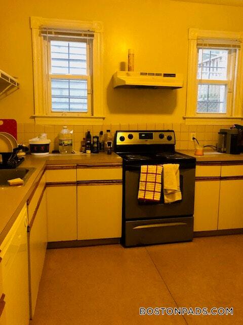 Building Photo - 101 Calumet St