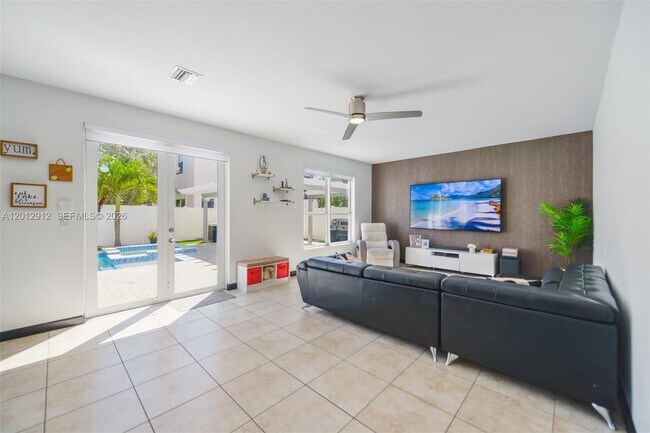 Building Photo - 9101 SW 169th Pl