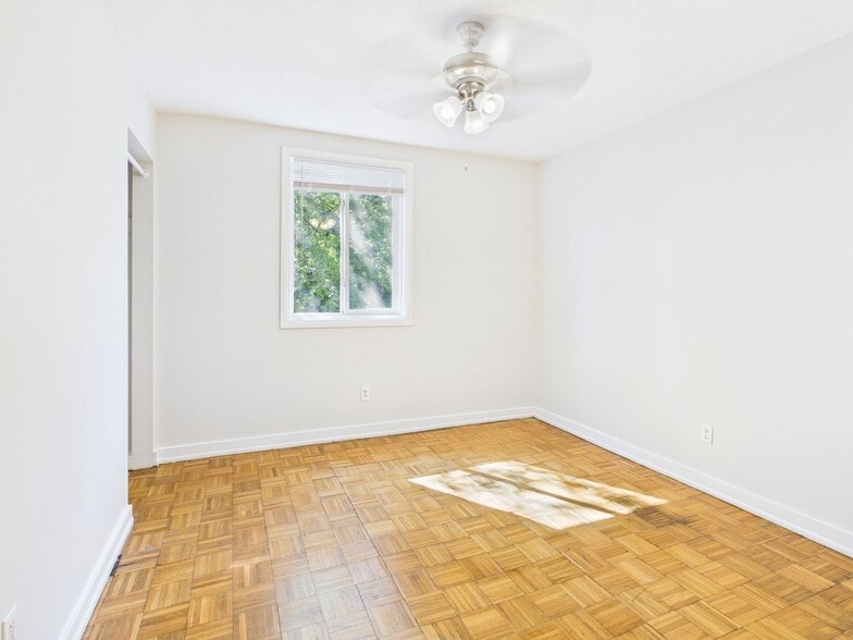 Interior Photo - Forest Square Apartments