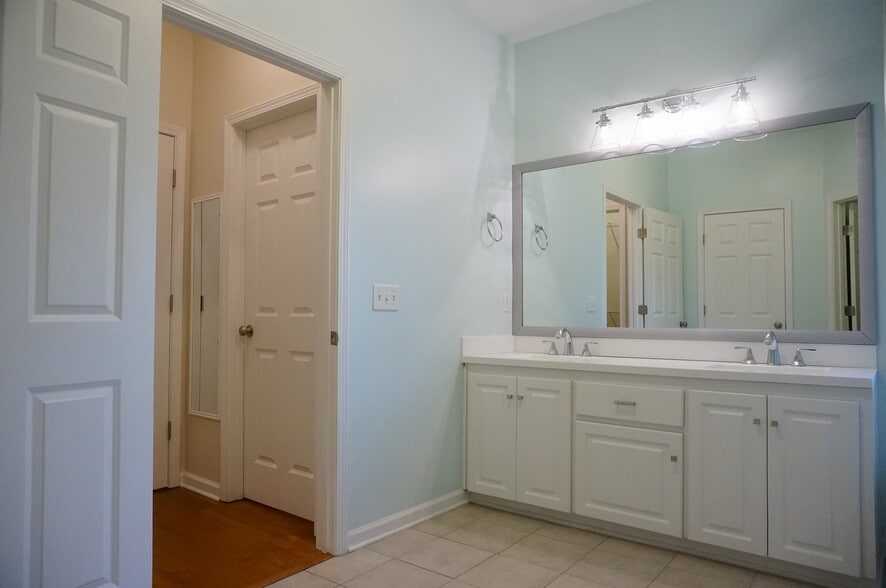Primary Bathroom - 123 Somersby Blvd