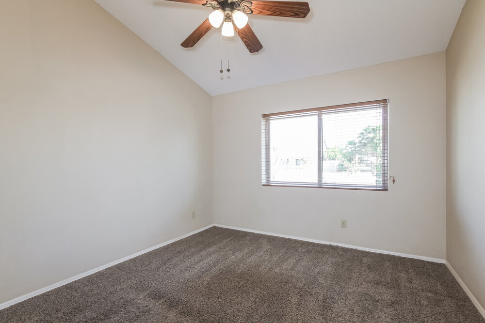 Building Photo - 6709 W Topeka Dr