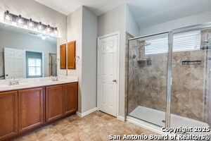 Building Photo - 736 Guna Dr