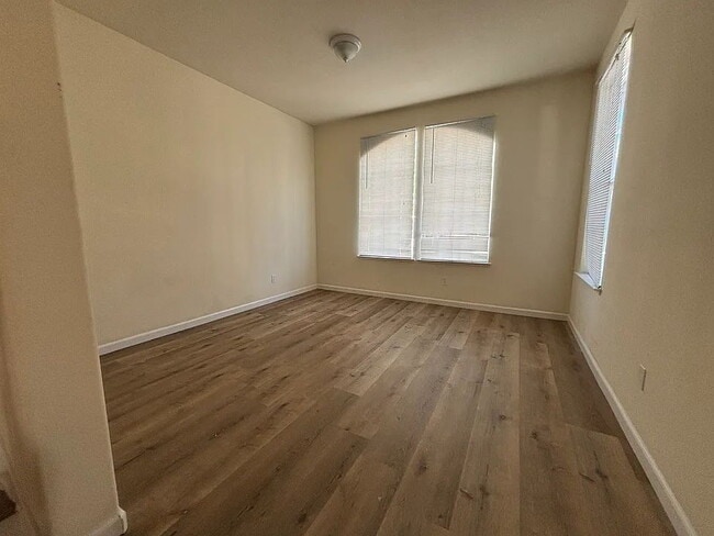 Building Photo - 16959 Cobble Creek Way