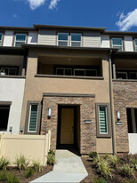 Building Photo - 1413 Cirrus Ct