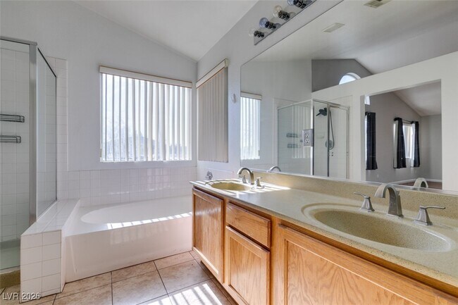 Building Photo - 7809 Calico Flower Ave