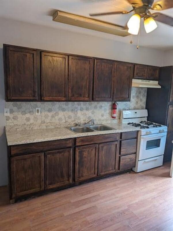 Primary Photo - 126 N Orchard St