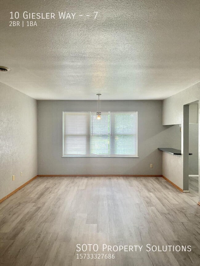 Building Photo - 10 Giesler Way
