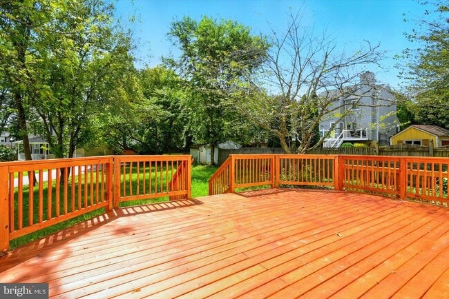 Building Photo - 1061 Berkley Dr