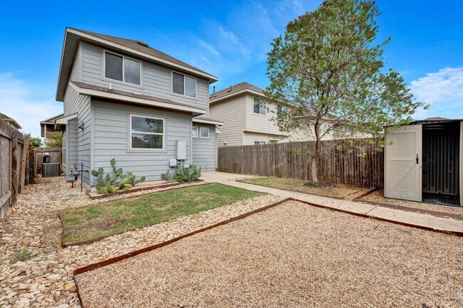 Building Photo - 4519 Esper Ln