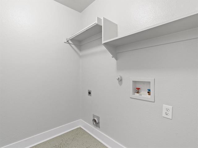 Building Photo - 1300 Mallard Dr
