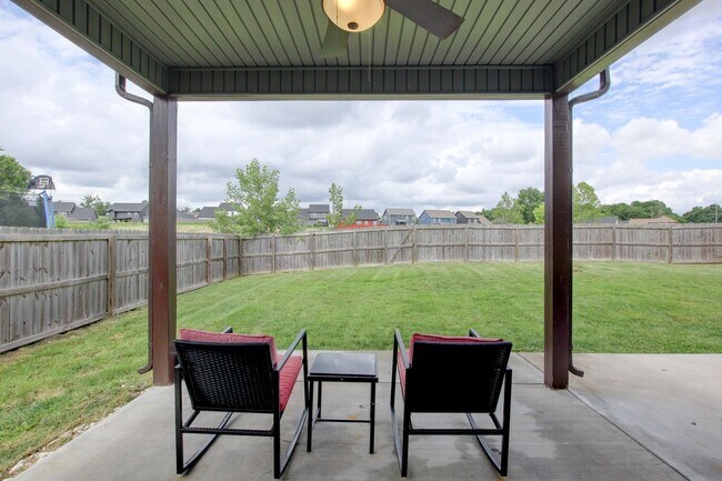 Building Photo - 1107 Eagle's View Dr