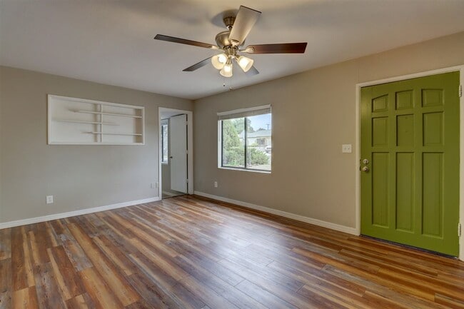 Building Photo - 846 Prescott Heights Dr