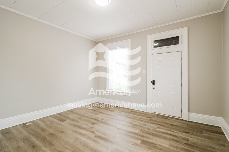 Building Photo - 836 Liberty St