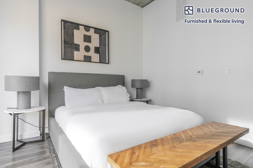 Building Photo - 61 W Erie St