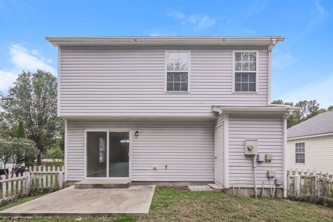 Building Photo - 4904 Silverdene St