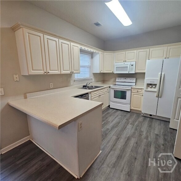 Building Photo - 93 Cypress Point Dr