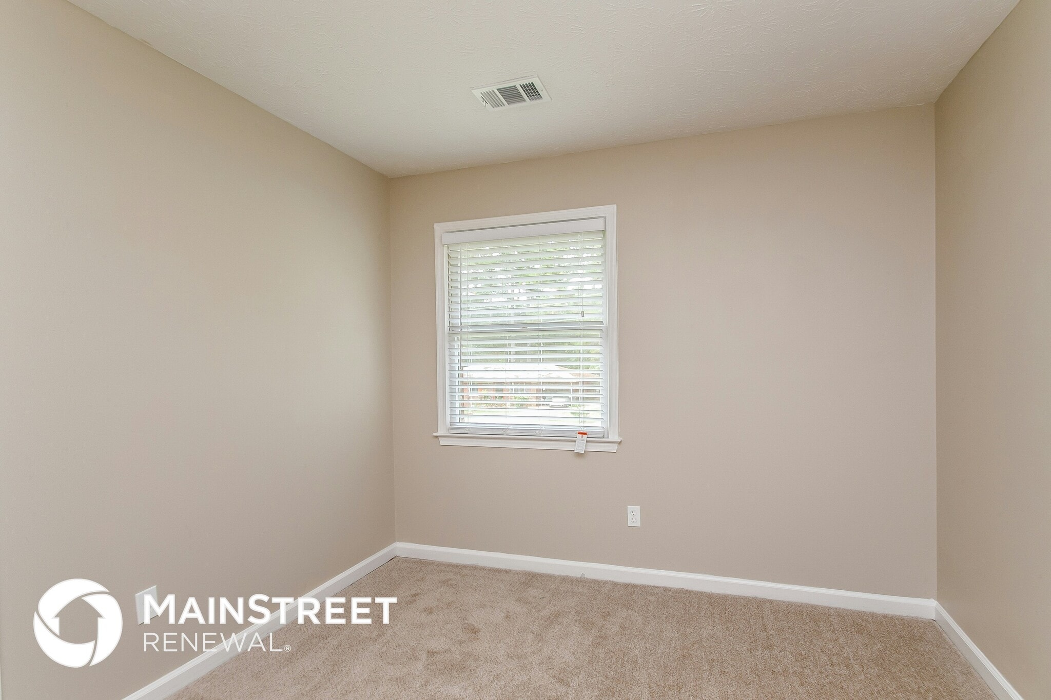 Building Photo - 3940 Scott Dr