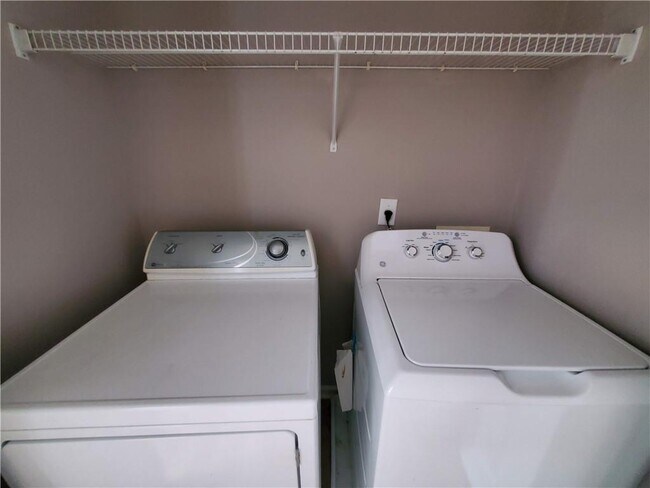 Building Photo - 13375 Avensong Ives Way