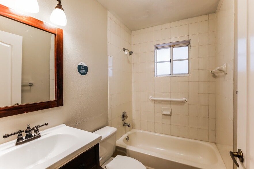 Building Photo - 19408 NW 83rd Ave