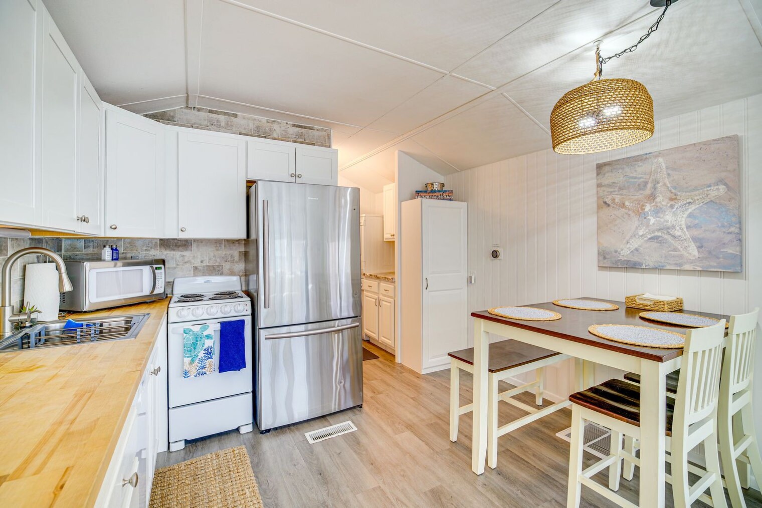 Building Photo - 1161 Nettles Blvd