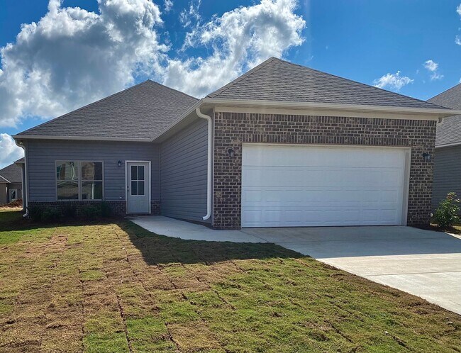Building Photo - Home for Rent in Tuscaloosa, AL.... Coming Soon!!