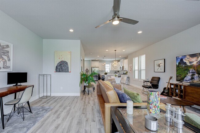 Building Photo - 18732 Centro Main St