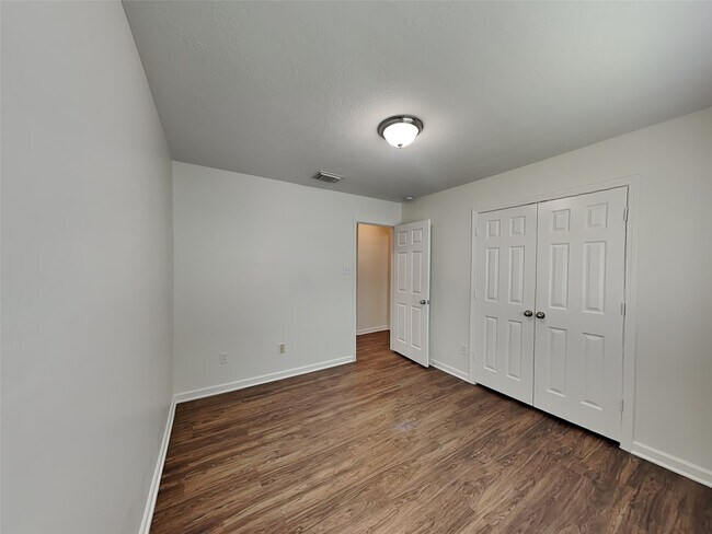 Building Photo - 15831 Aldridge Creek Ct