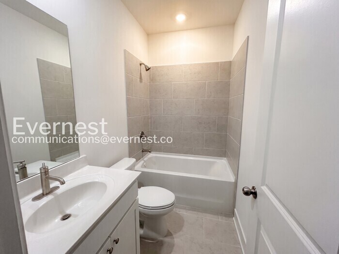 Building Photo - 2535 Superus Ct