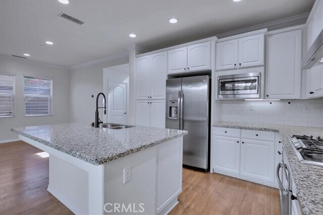 Building Photo - 145 Borrego