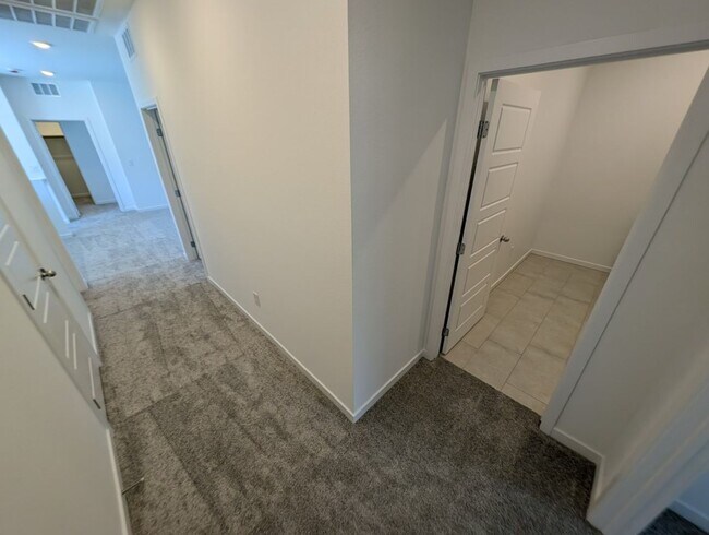 Building Photo - 3339 Rocky Waters Ave