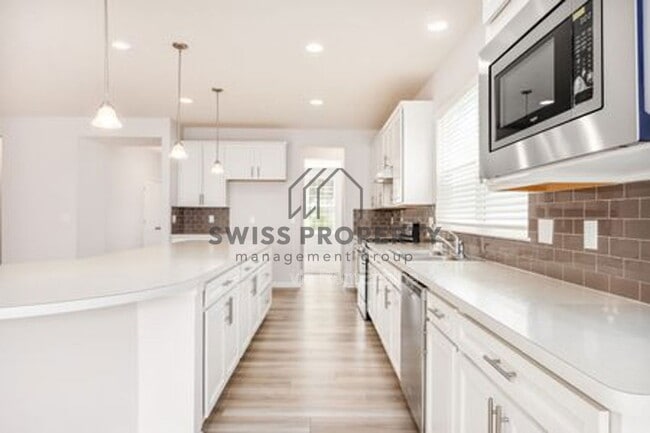 Building Photo - 12281 Rooster Tail Dr