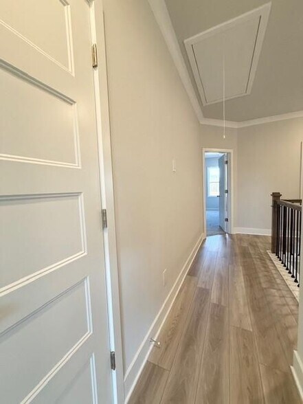 Building Photo - 114 Brandle Rose Wy