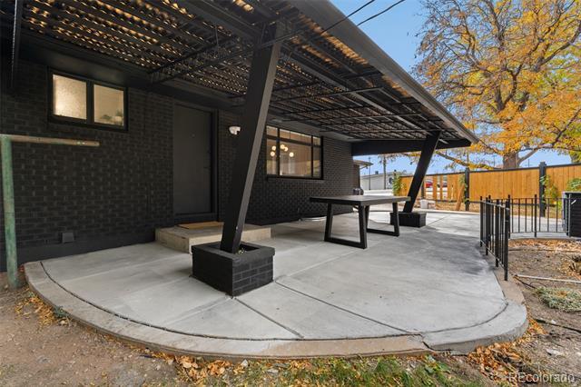 Building Photo - 5099 S Linden Dr