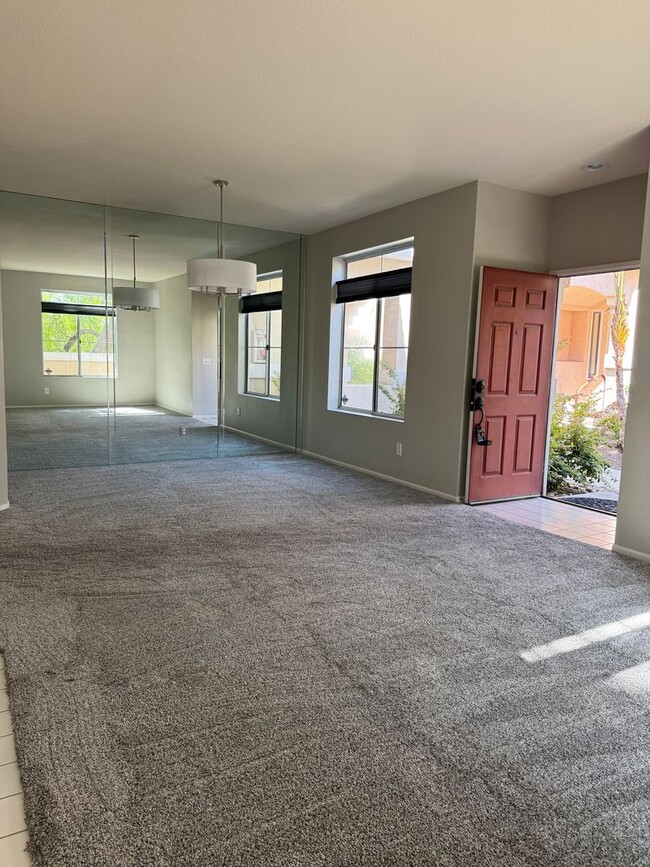 Building Photo - 3 bedroom and 2.5 bath lovely home