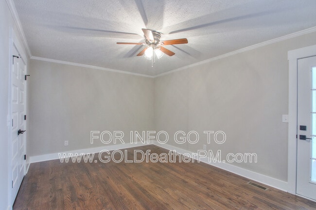 Building Photo - 3025 Blackwood Dr