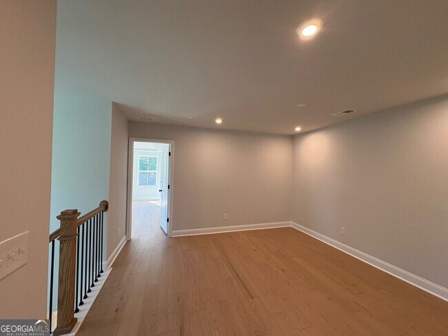 Building Photo - 102 Briargate Dr