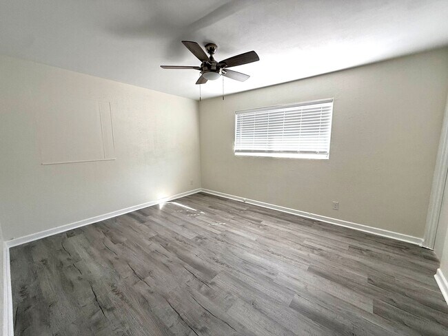 Building Photo - 3181 Hatton St