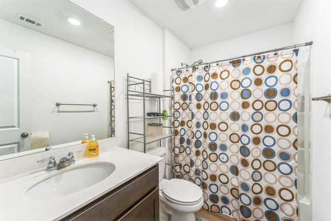 Building Photo - 232 Rancho Del Cielo Ln
