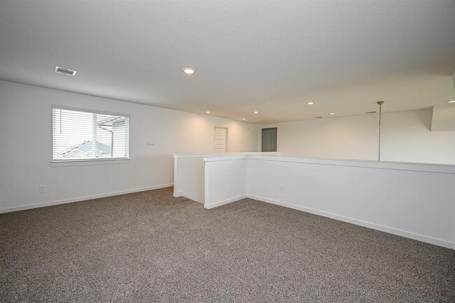 Building Photo - 29946 Gallatin River Ln
