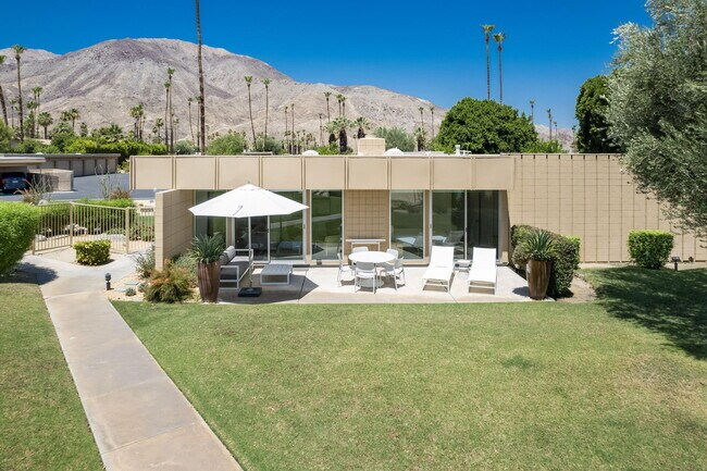 Building Photo - 72915 El Paseo