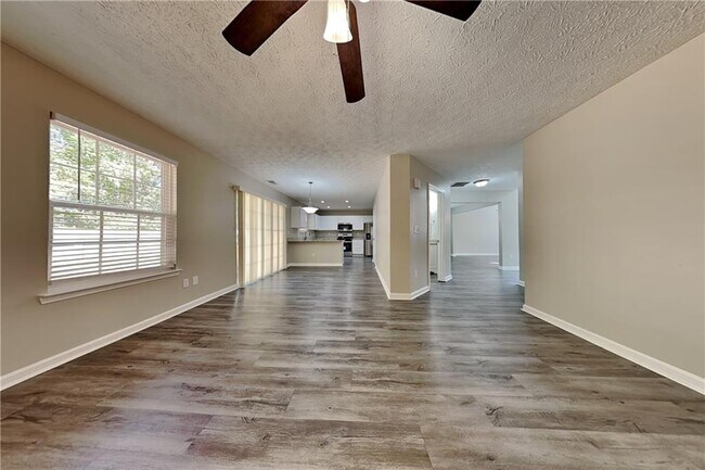 Building Photo - 578 Arbor Ridge Dr