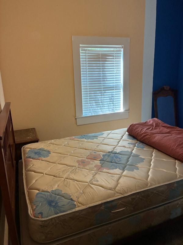 Building Photo - 2131 E Cottonwood Rd