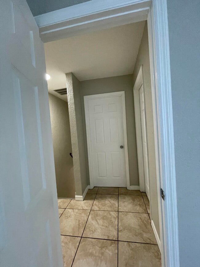 Building Photo - 2886 Harson Way