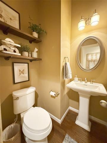 Building Photo - 2021 Garden Park Ct